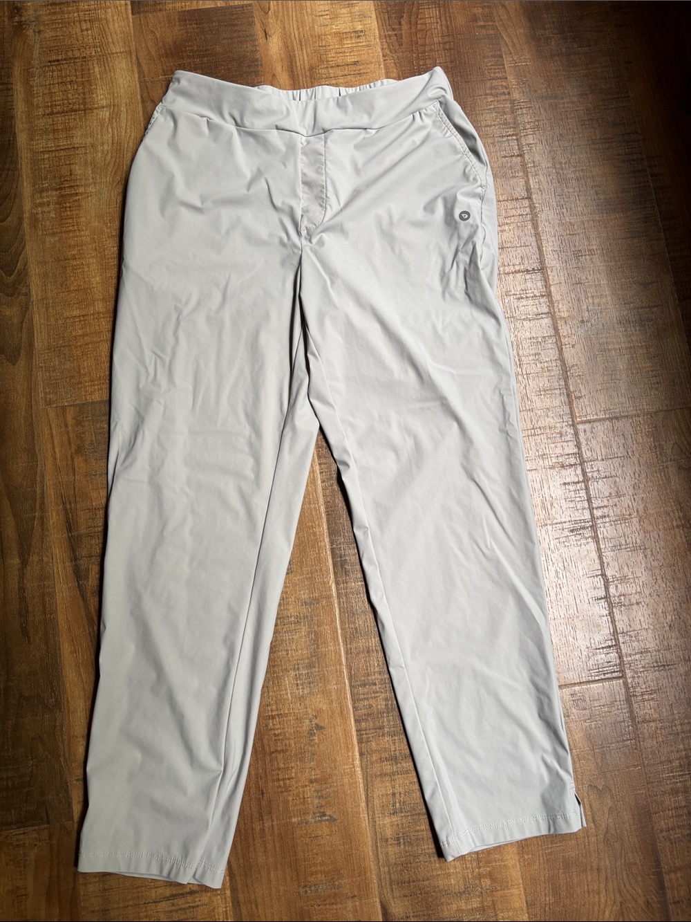 Baleaf Women’s size M Dynamic Form High-Rise Tapered Trousers pant light gray